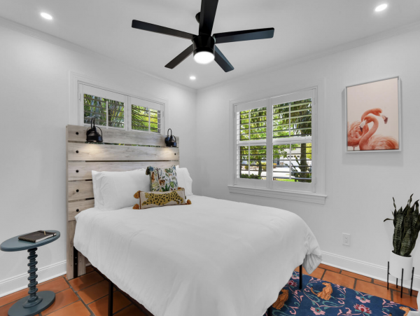 Naples Vacation Home With Private Pool Short Walk To Beach